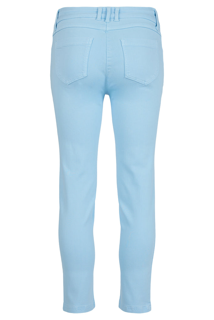 Elena 09 Jeans in Baby Blue